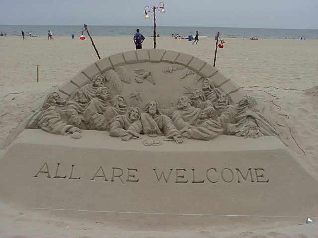 amazing sand sculpture